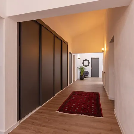 Chateau De Sanse Ξενοδοχείο 3*