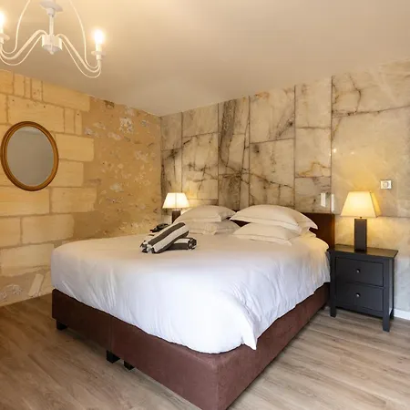 Chateau De Sanse Ξενοδοχείο Gensac (Gironde)