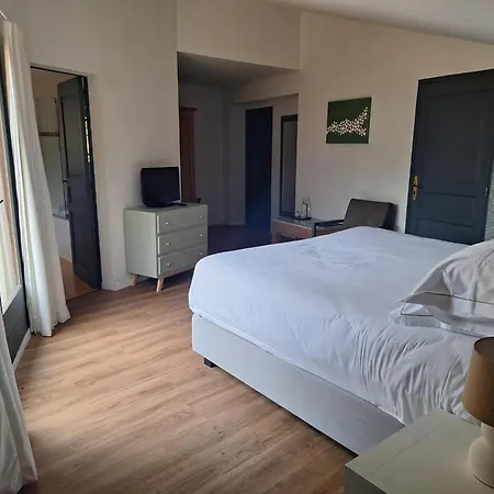 Chateau De Sanse Hotel Sainte-Radegonde (Gironde)