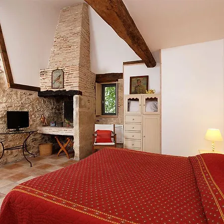 Chateau De Sanse Ξενοδοχείο Gensac (Gironde)