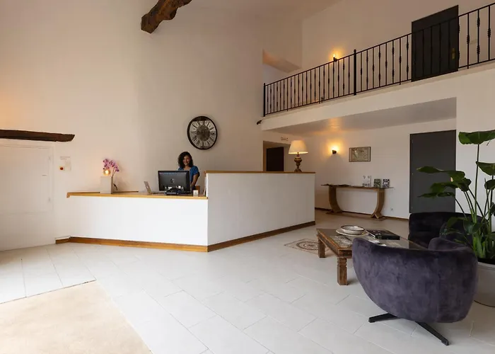 Chateau De Sanse 3*