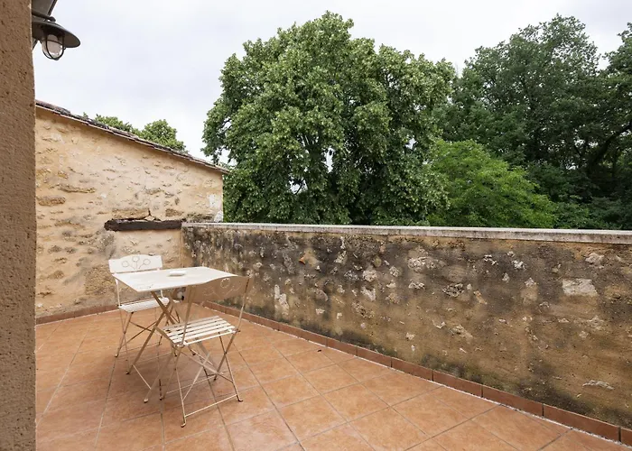 فندق Chateau De Sanse Sainte-Radegonde (Gironde)