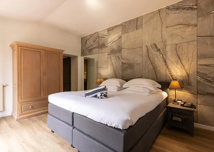 Chateau De Sanse Hotel