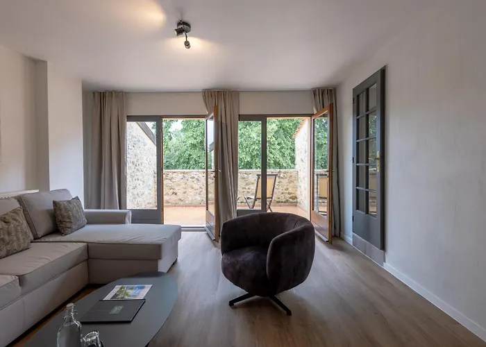 Chateau De Sanse فندق Sainte-Radegonde (Gironde)