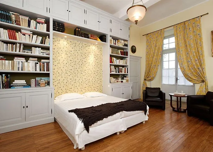 Hotel Chateau De Sanse 3*